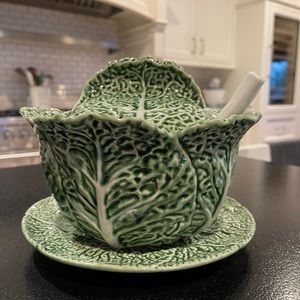 Bordello Pinheiro Cabbage Tureen, Ladel & Plate